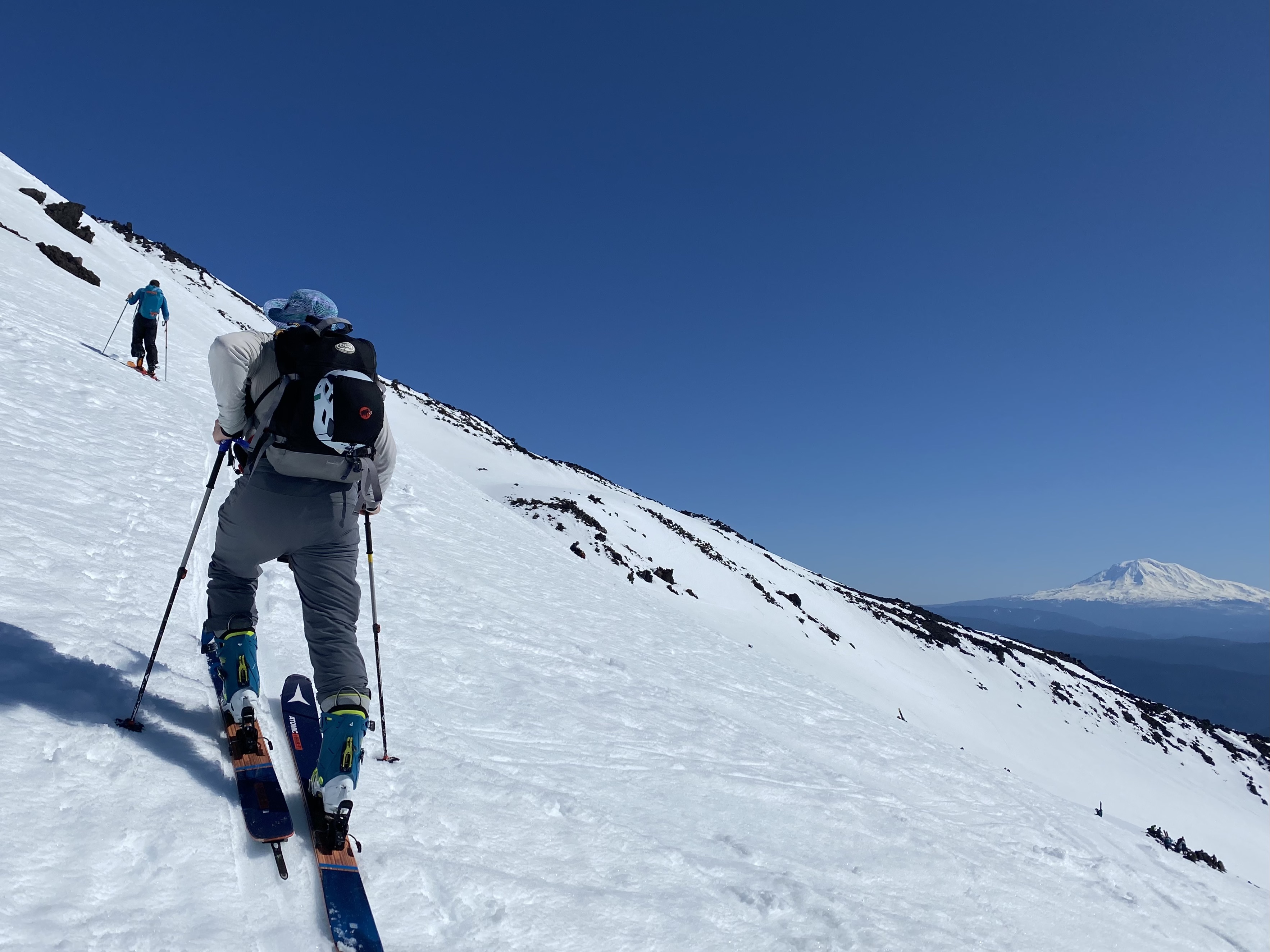 A nice view of Mount Adams from Saint Helens.